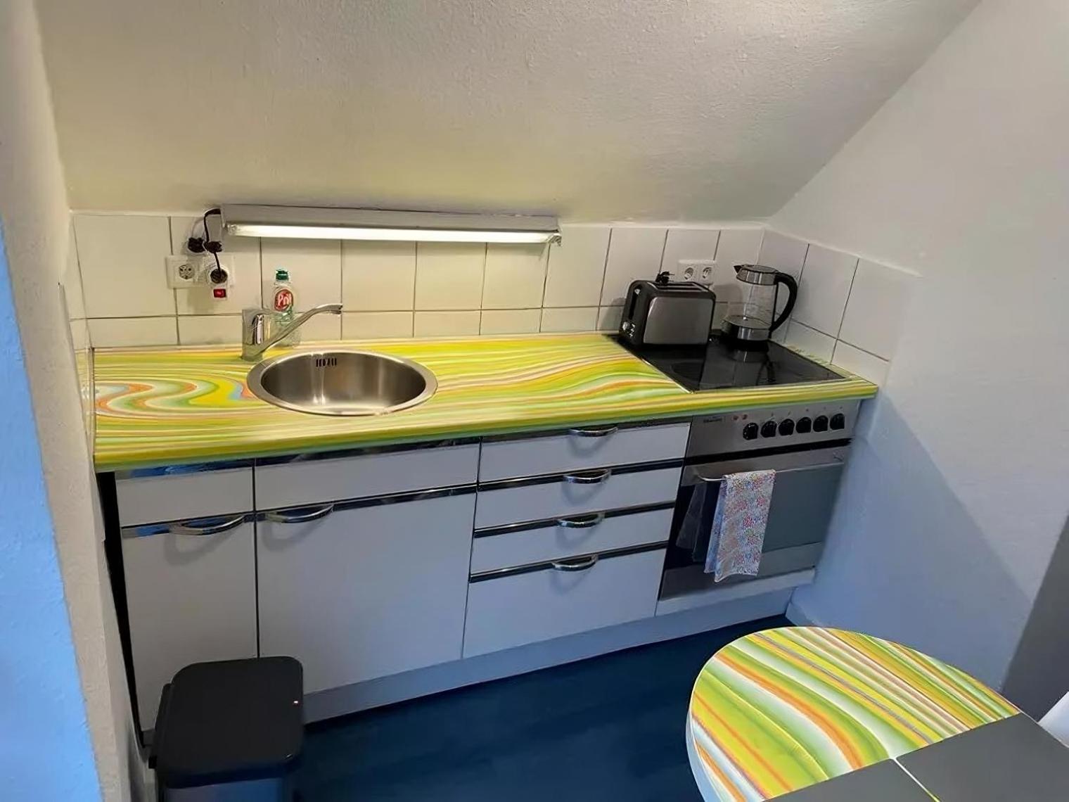 Room4rent Apartment *
